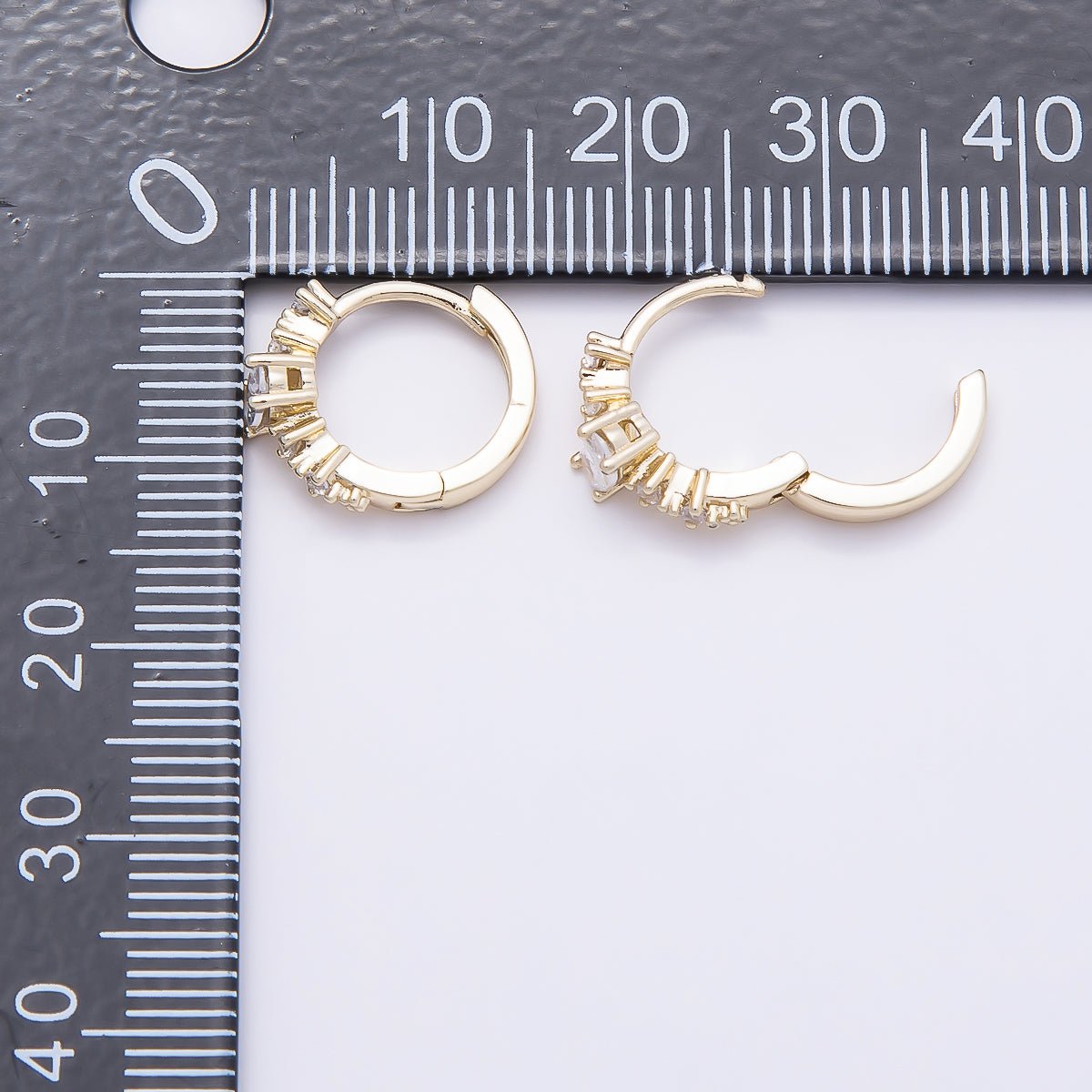 16K Gold Filled 13mm Clear Round Oval Lined CZ Cartilage Huggie Earrings | Earrings-00449