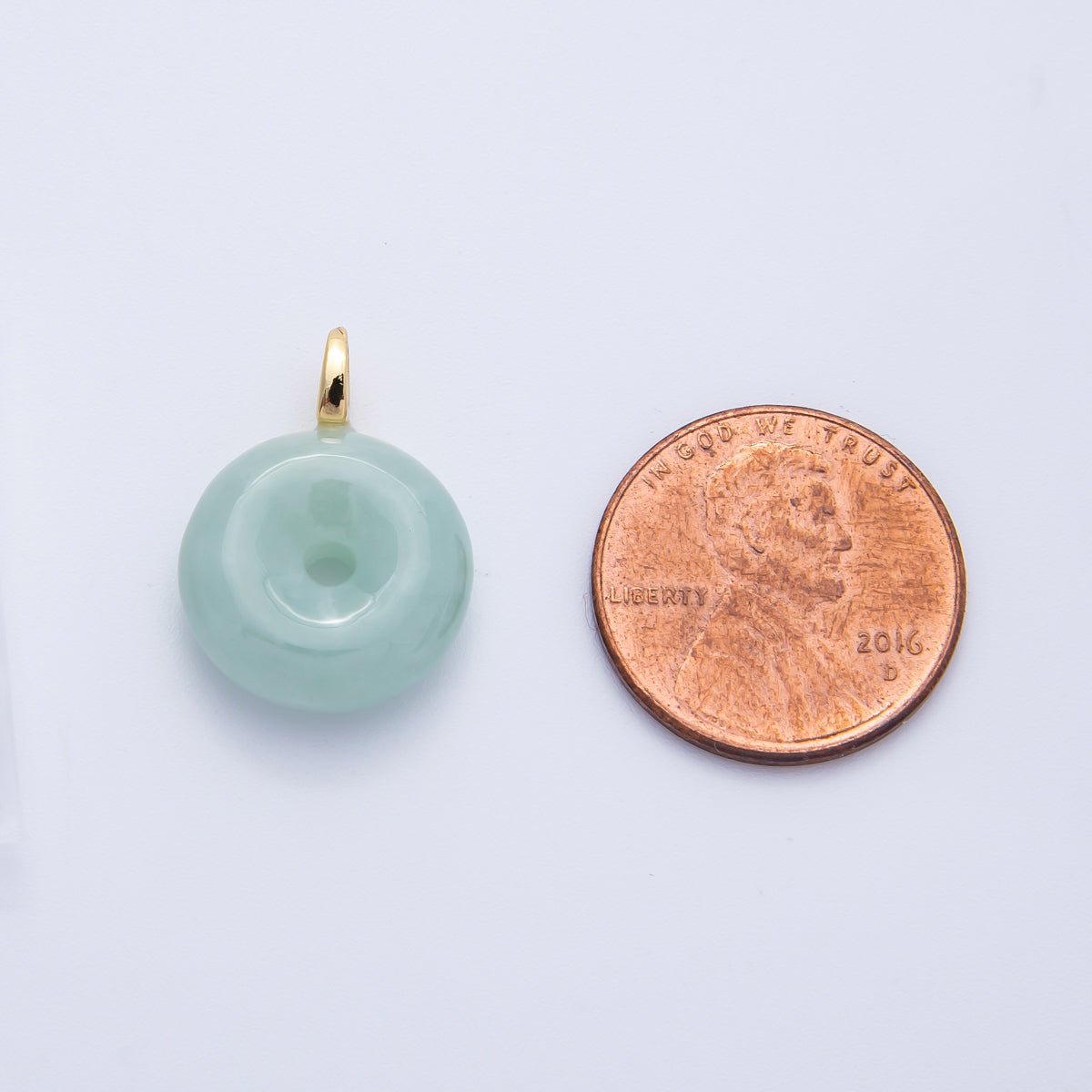 16K Gold Filled 20mm Green Jade Donut Natural Gemstone Pendant | Charms-00259
