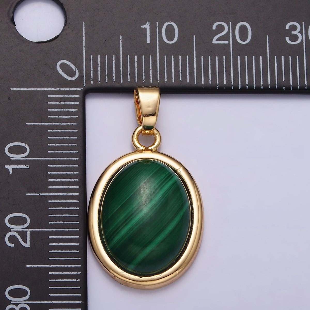 16K Gold Filled 28.3mm Malachite Natural Gemstone Oval Cabochon Pendant | AA435
