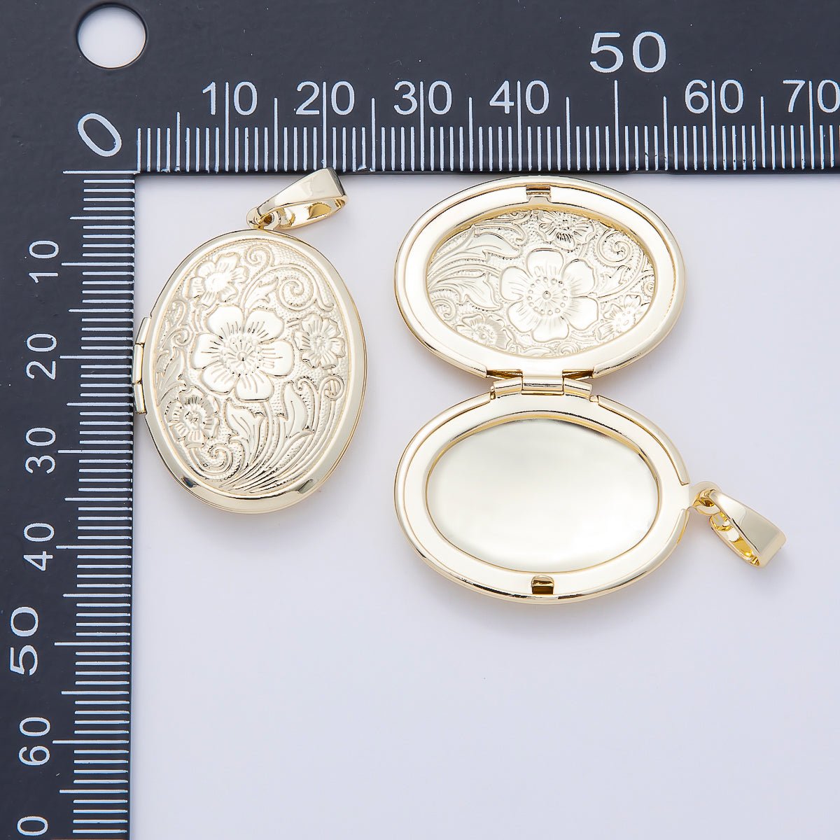 16K Gold Filled 33mm Flower Engraved Oval Locket Pendant | Charms-01098