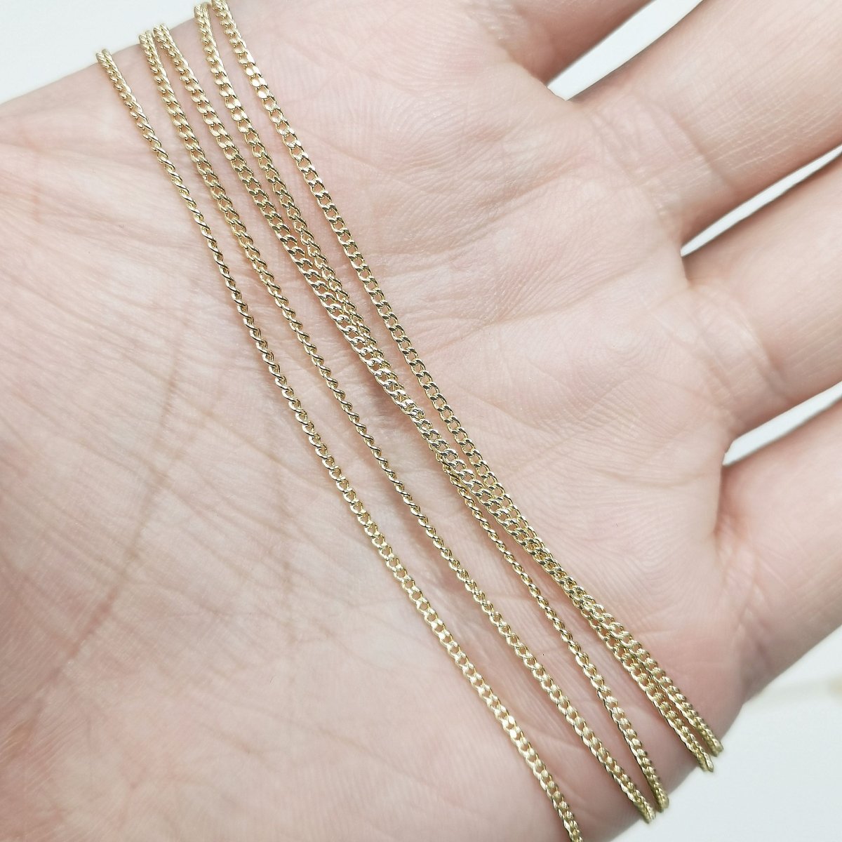 16K Gold Filled Curb Roll Chain With Width 1.2mm Sold By Yard For Jewelry Making, Bracelet Necklace Anklet Component Supply | ROLL-403 Clearance Pricing