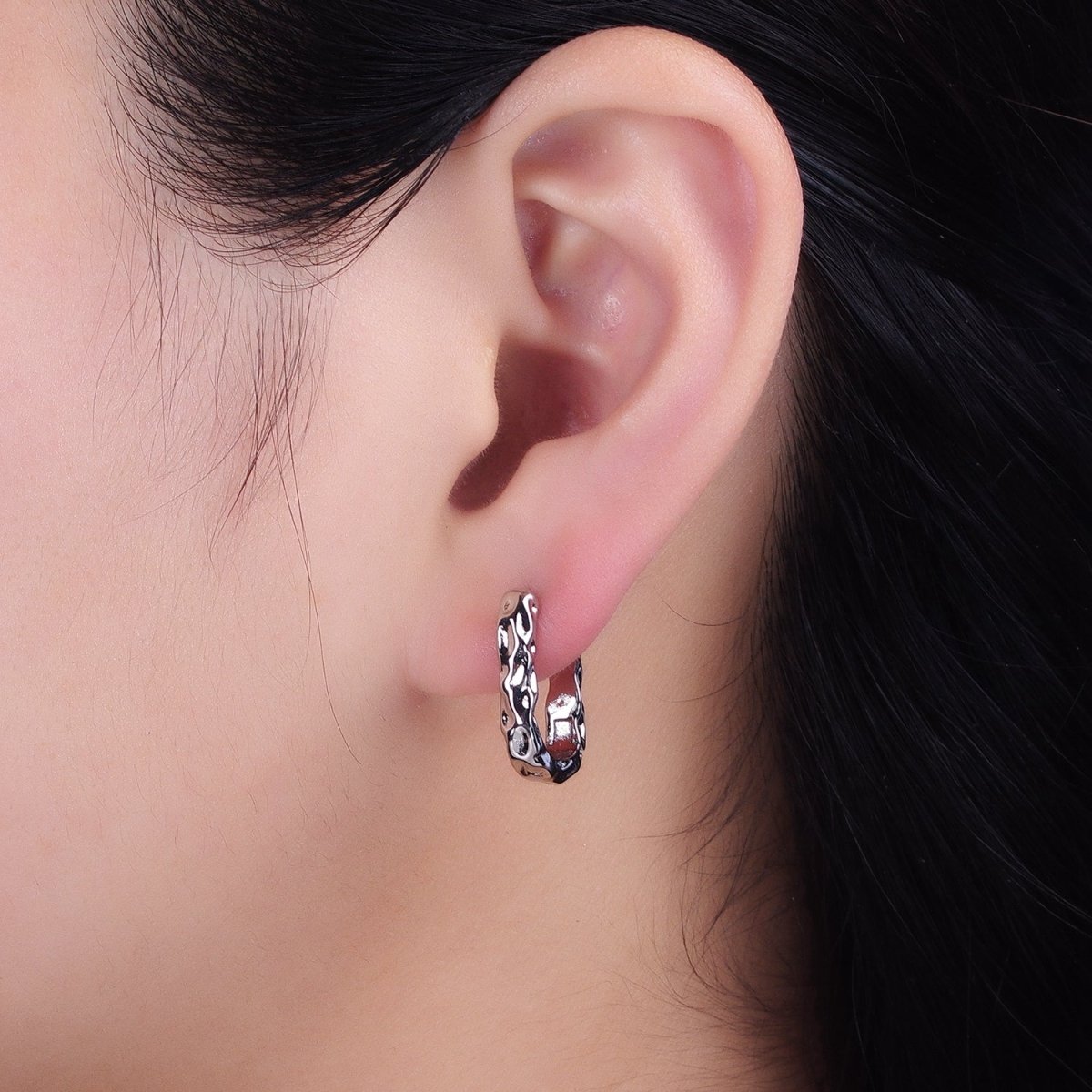 16K Gold Filled Hammered Textured Oblong Hoop Earrings in Gold & Silver | AB1553 AB1554