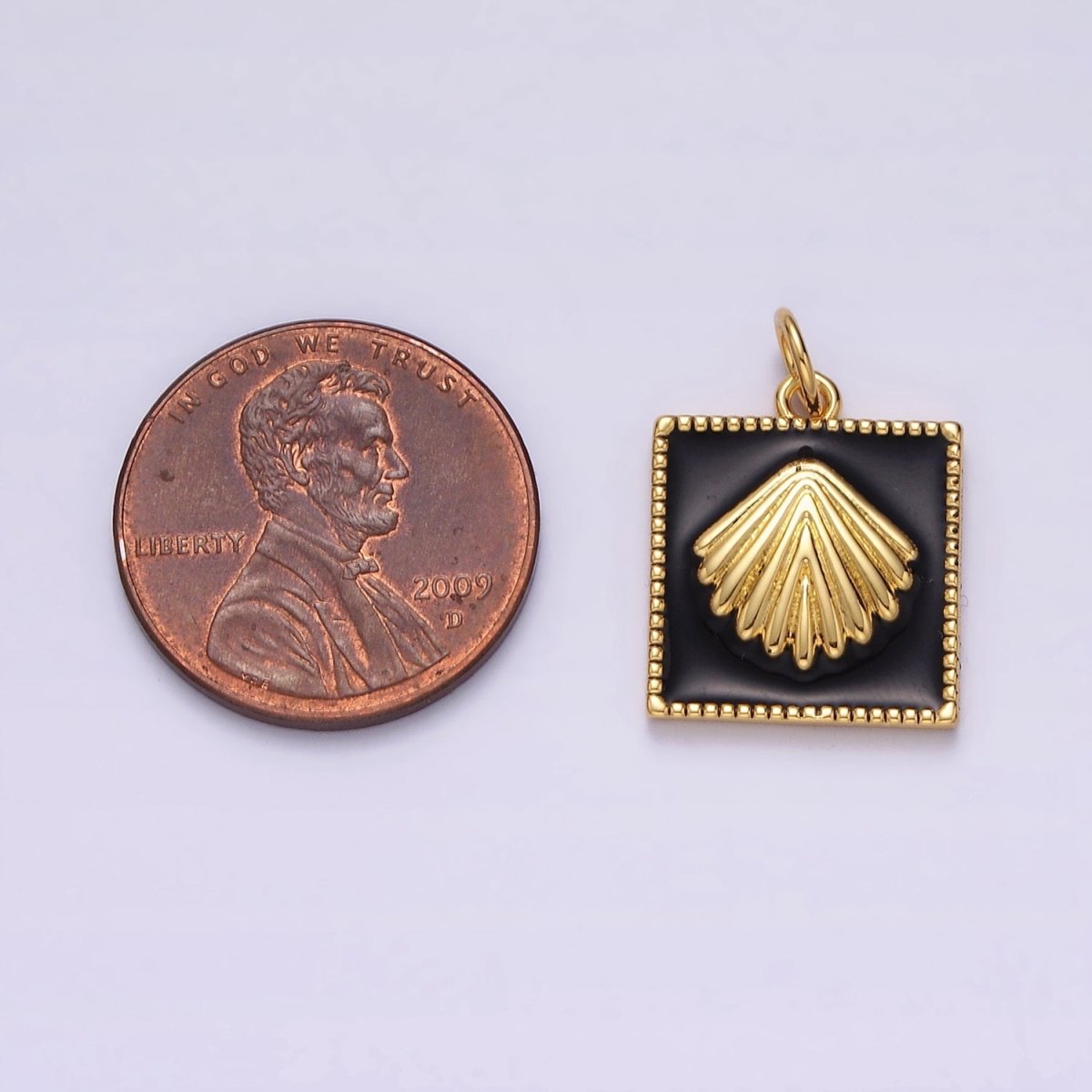 16K Gold Filled Sea Clam Shell Black Enamel Square Charm | AC1270