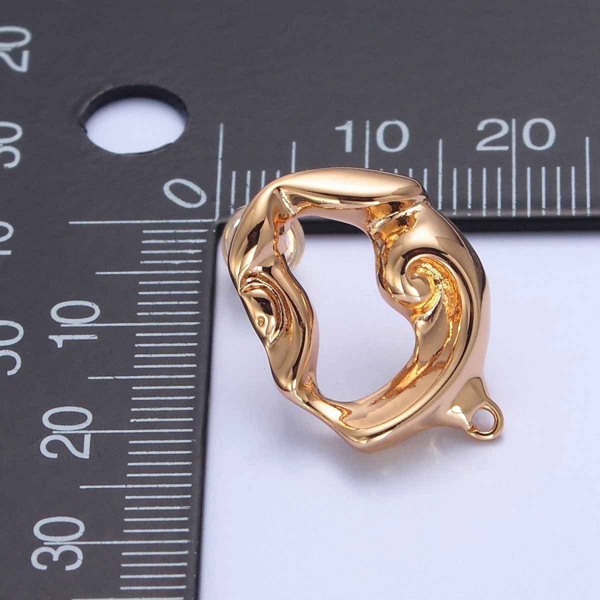 16K Gold Rustic Geometric Hammered Oval Stud Earrings with Open Link Loop, Jewelry Supply Component For Earrings Making, L-809