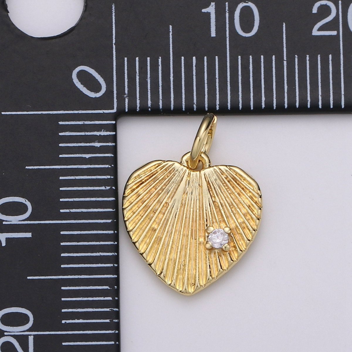 17X12mm 24k Gold Filled Heart Charms, Love Pendant, Dainty Heart Pendant Cubic Heart Charm for Bracelet Earring Necklace supply D-412
