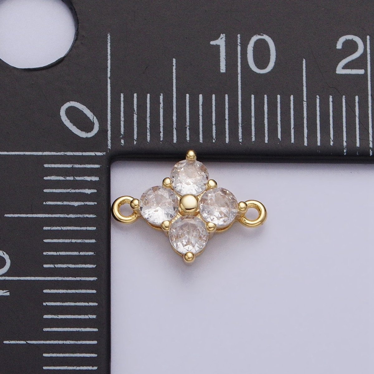 18K Gold Filled Clear Quatrefoil Clover Flower Connector in Gold & Silver | Y-00843