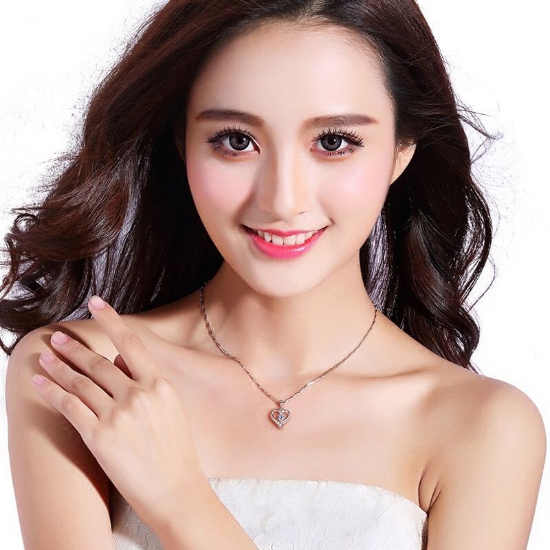Heart-to-heart Heart-shaped Diamond Clavicle Chain Starry Pendant