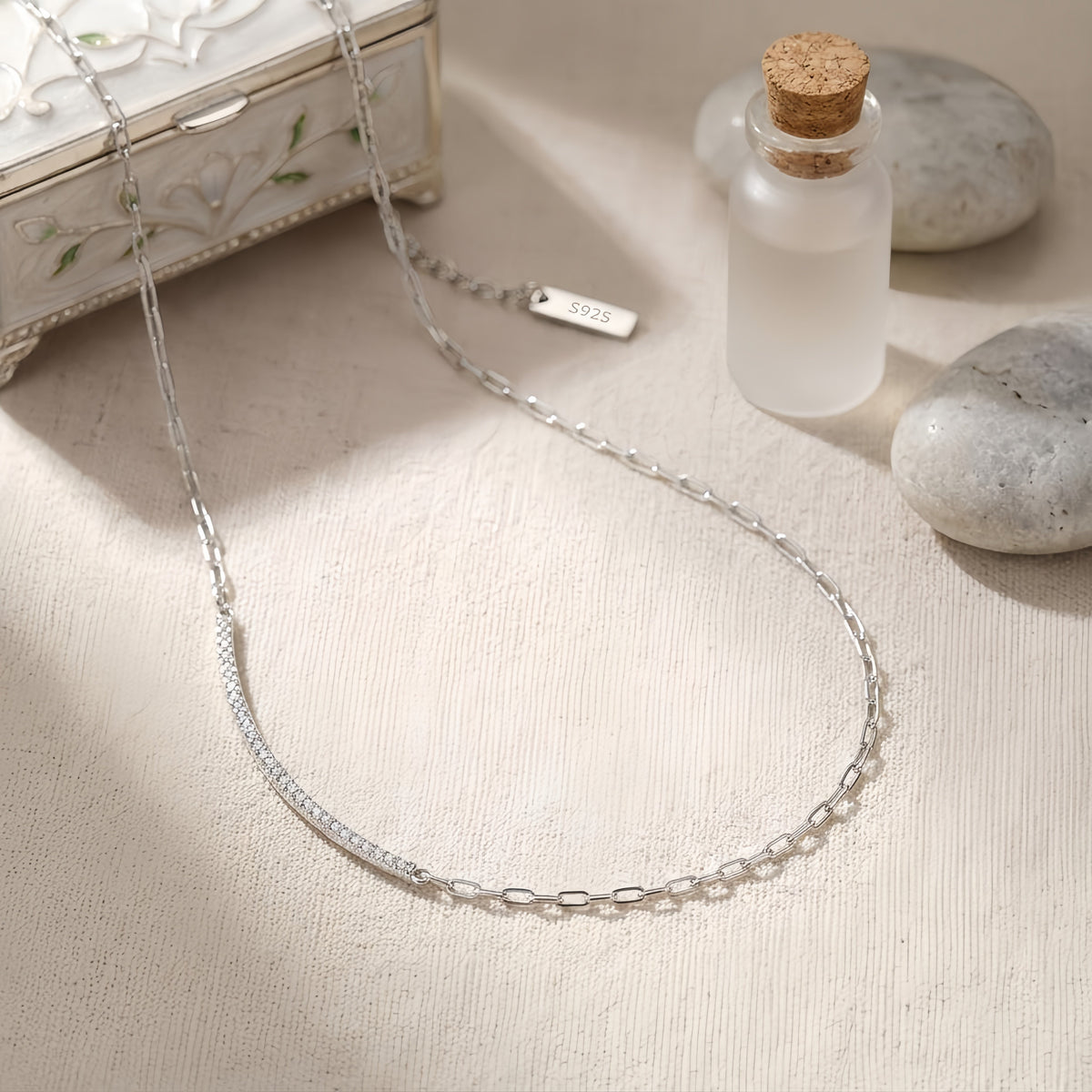 925 Sterling Silver Elegant Minimalist  Chain Necklace with Delicate Pendant Charm