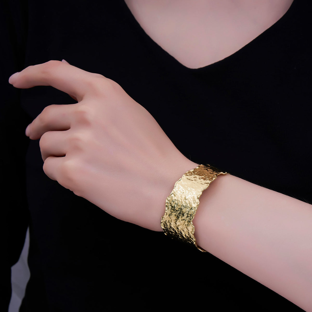 24K Gold Filled Wide Hammered Molten Geometric Cuff Bracelet | WA-3235