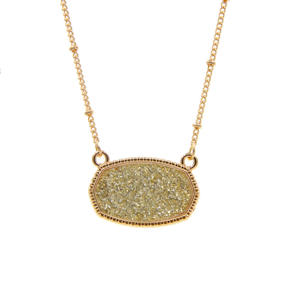 Gold Imitation Vug Gem Oval Clavicle Chain Jewelry Set