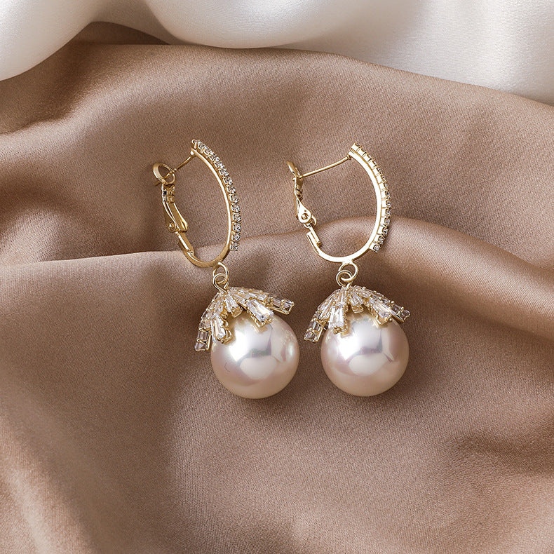 Women's Fashion Sense Beautiful French Style Pearl Ear Rings