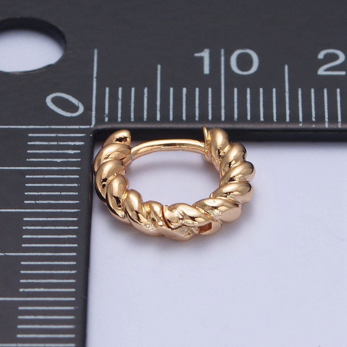 24K Gold Filled 12.5x11.5mm Mini Croissant Twist Huggie Hoop Earrings P-312