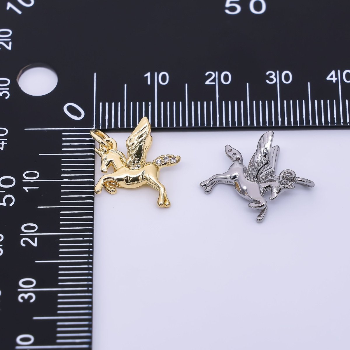 24K Gold Filled 13mm Pegasus Unicorn Horse Animal Charm in Gold & Silver | AH-552