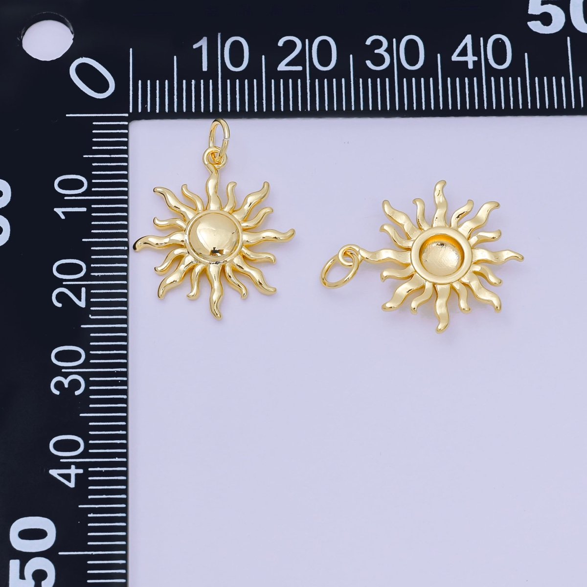 24K Gold Filled 20mm Minimalist Summer Celestial Sun Ray Charm | D095