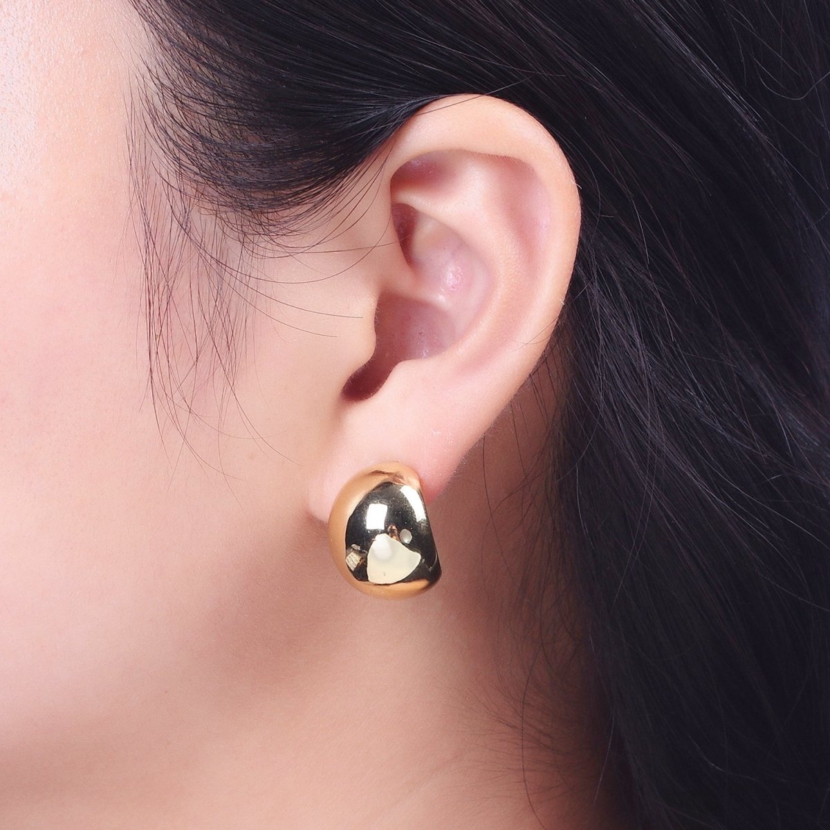 24K Gold Filled Chunky Wide Minimalist Dome Stud Gold Earrings | AE535