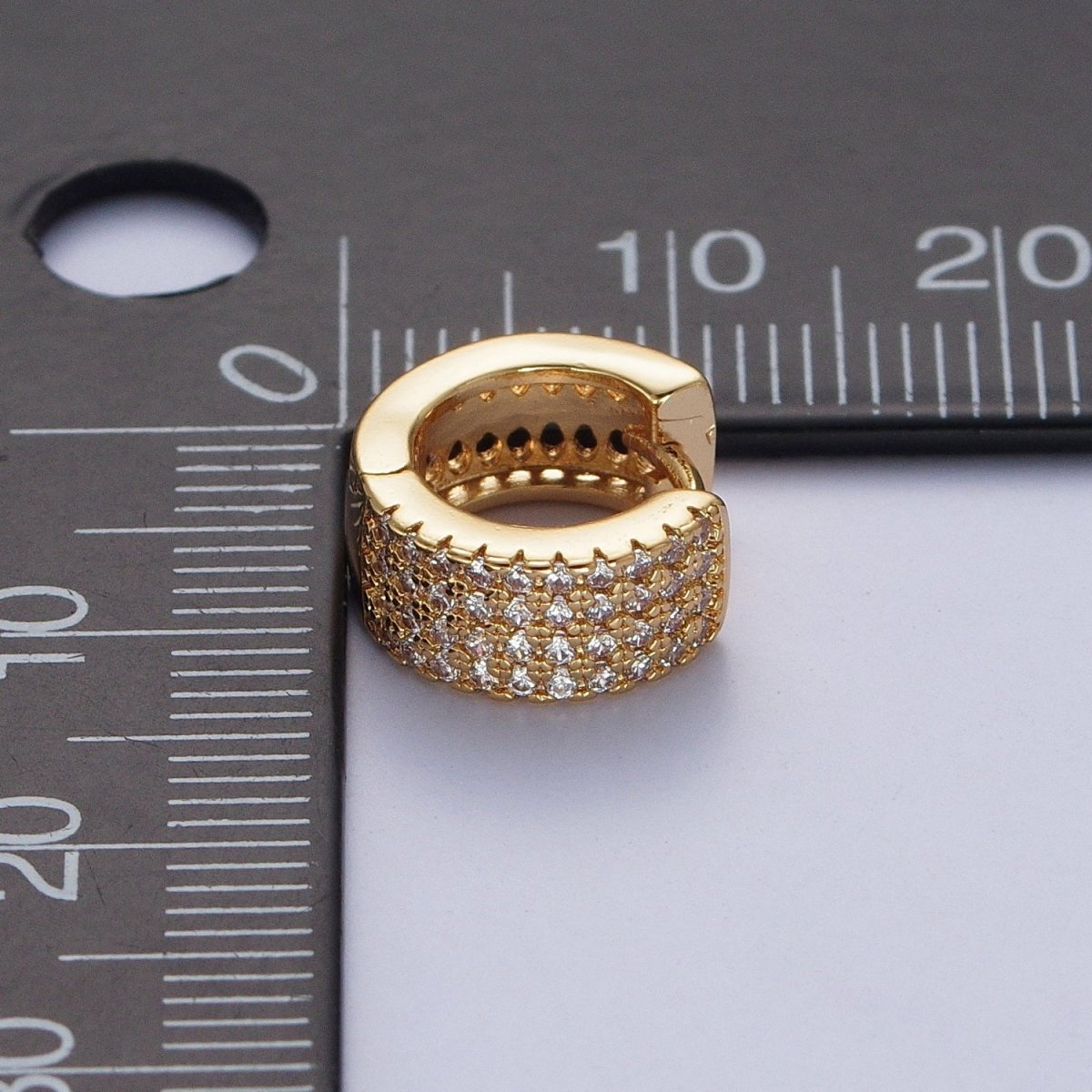 24K Gold Filled Micro Pave Cubic Zirconia Small Hoop Earrings Simple Dainty Huggie Gold Earrings  AD-485