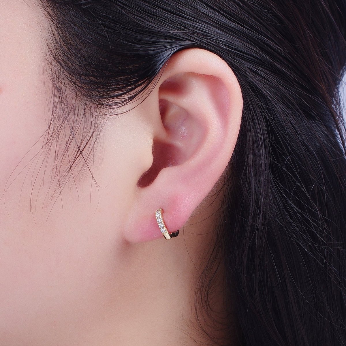 24K Gold Filled Micro Pave CZ 10mm Teardrop Triangle Huggie Hoop Earrings T-041