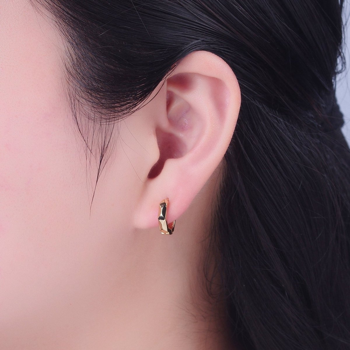 24K Gold Filled Multi Faceted Huggie, 13x14mm Geometric Hammered Hoops Earrings P-337