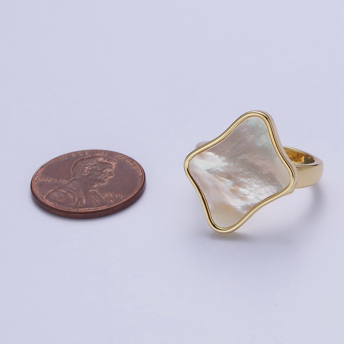 24K Gold Filled Pearl Shell Abstract Rhombus Quatrefoil Adjustable Gold Ring | S-349