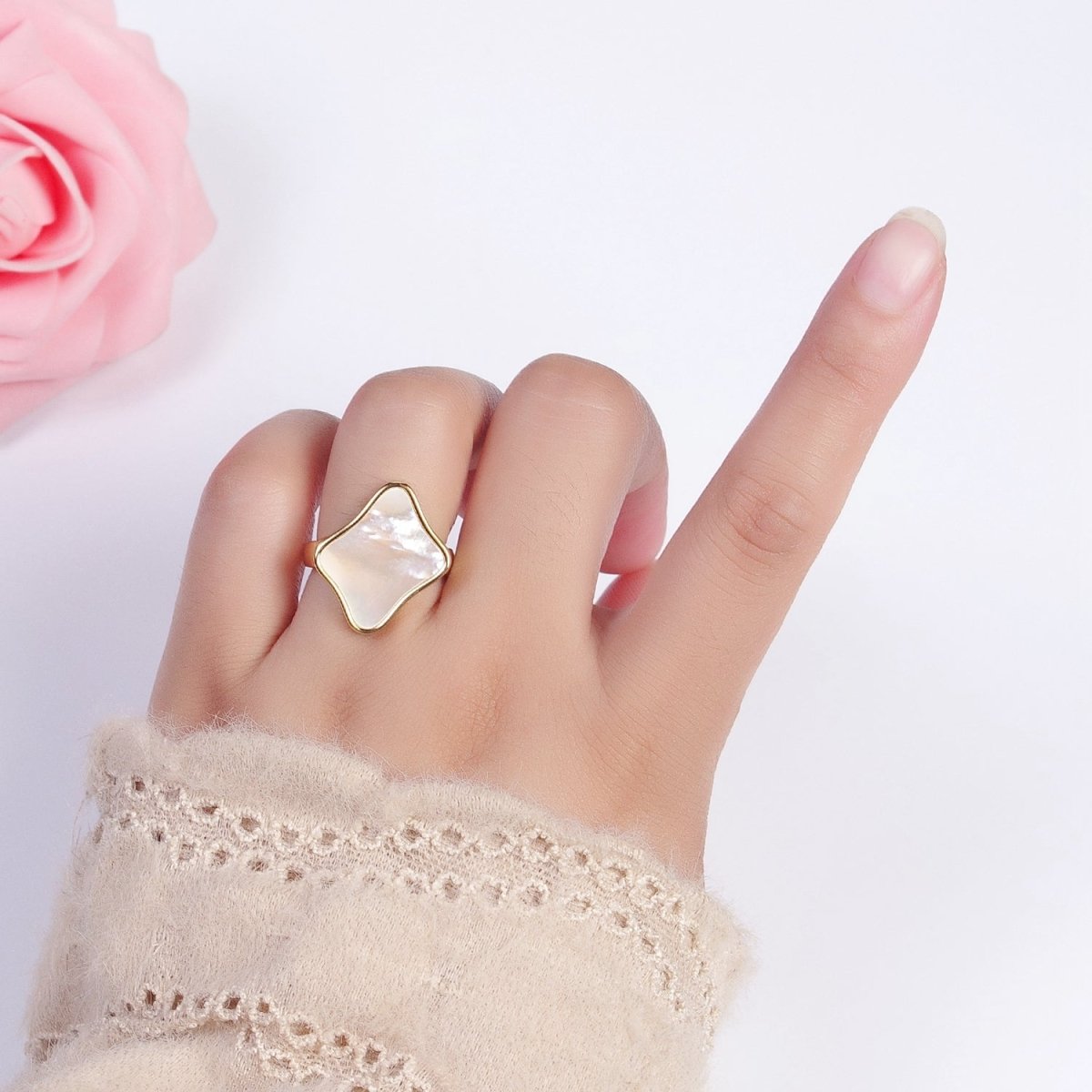 24K Gold Filled Pearl Shell Abstract Rhombus Quatrefoil Adjustable Gold Ring | S-349