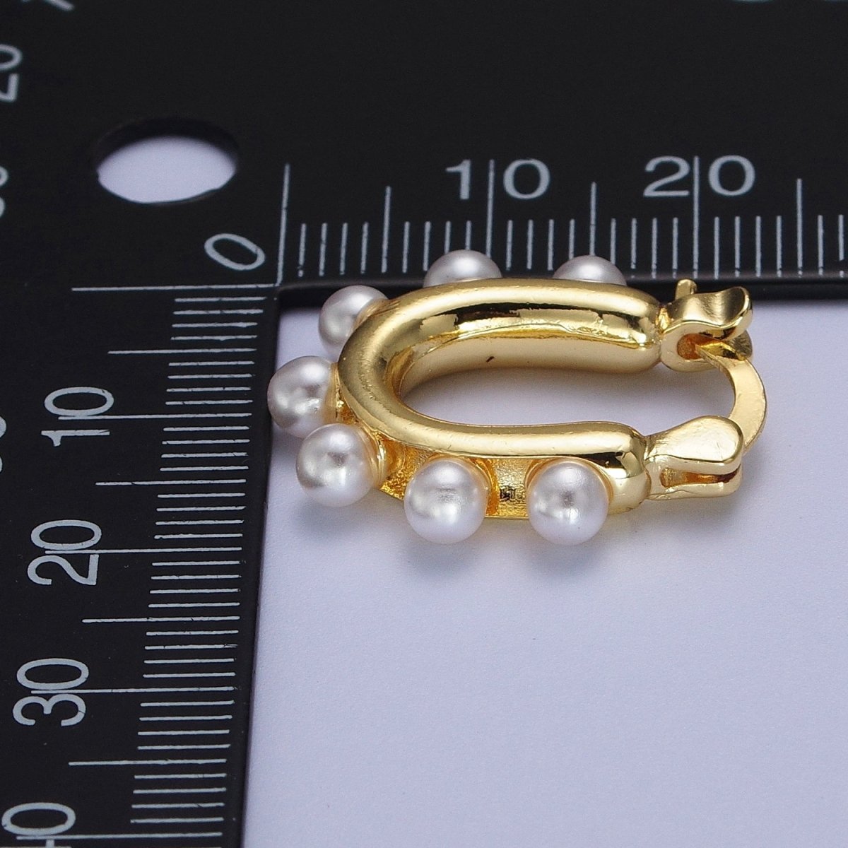 24K Gold Filled Round Pearl Lined 23.6mm U-Shaped Latch Earrings | AD-205