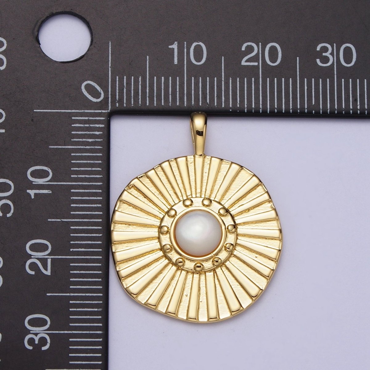 24K Gold Filled Sun Beam White Pearl Round Textured Pendant H-327