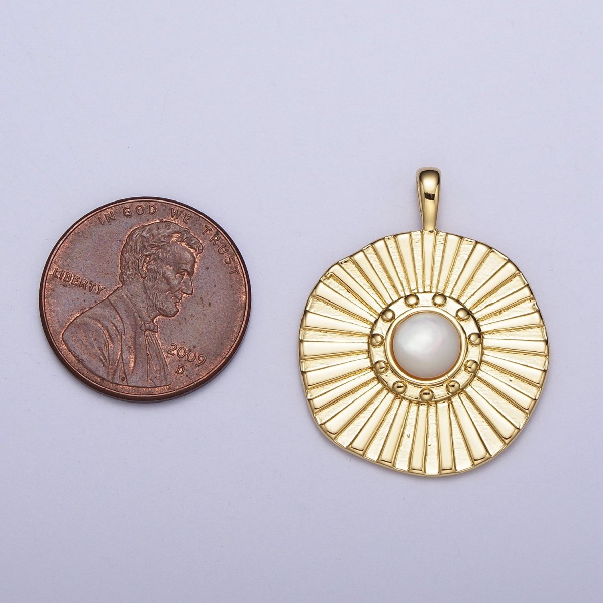 24K Gold Filled Sun Beam White Pearl Round Textured Pendant H-327