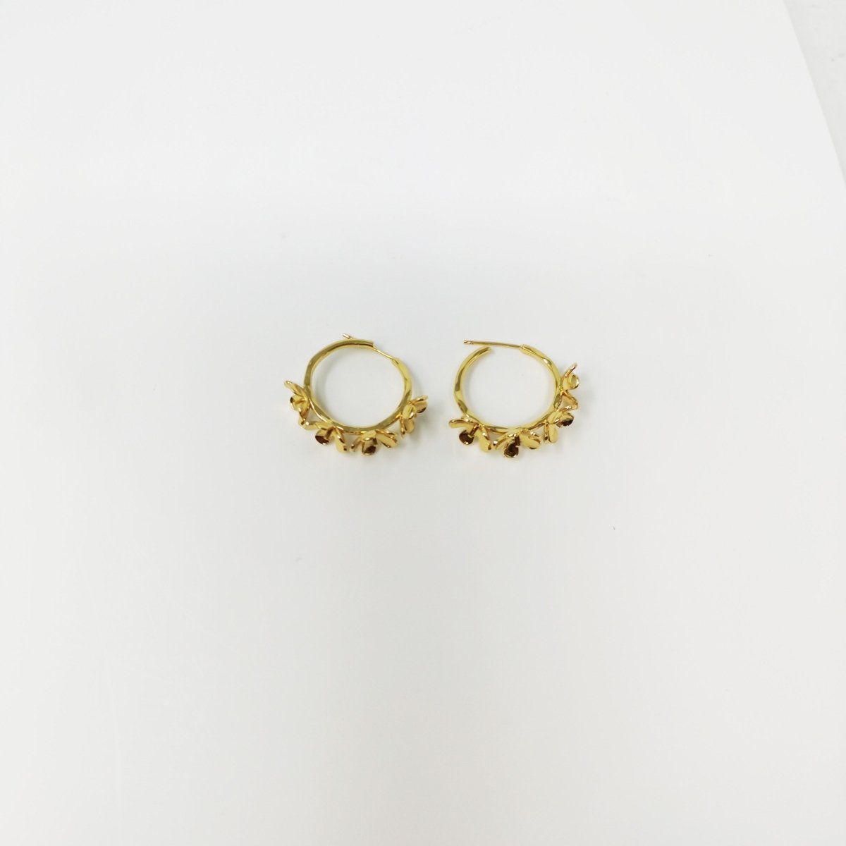 24k Vermeil Gold Earrings, Hoop Earrings, Medium Hoop, Floral Earring, Gift for Her, Earrings for Women, Everyday Wear Earrings, K-620
