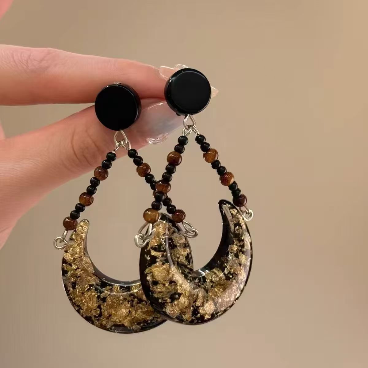 Retro Black & Gold Moon Beaded Stud Earrings, Hong Kong Style Niche High-end Jewelry
