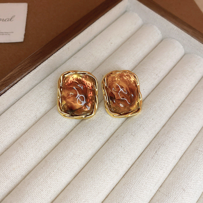 Maillard Style High-End Silver Needle Geometric Irregular Resin Heart Earrings, Elegant Light Luxury Studs, Fashion Women's Ear Jewelry