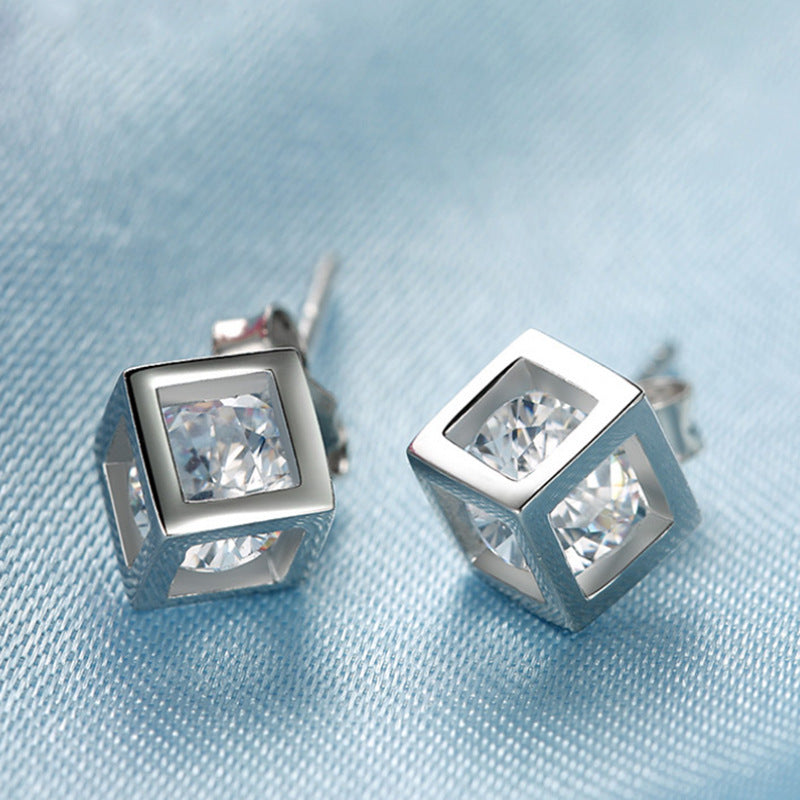 Women's Love Cube Candy Fashion Elegant Zircon Geometric Stud Earrings