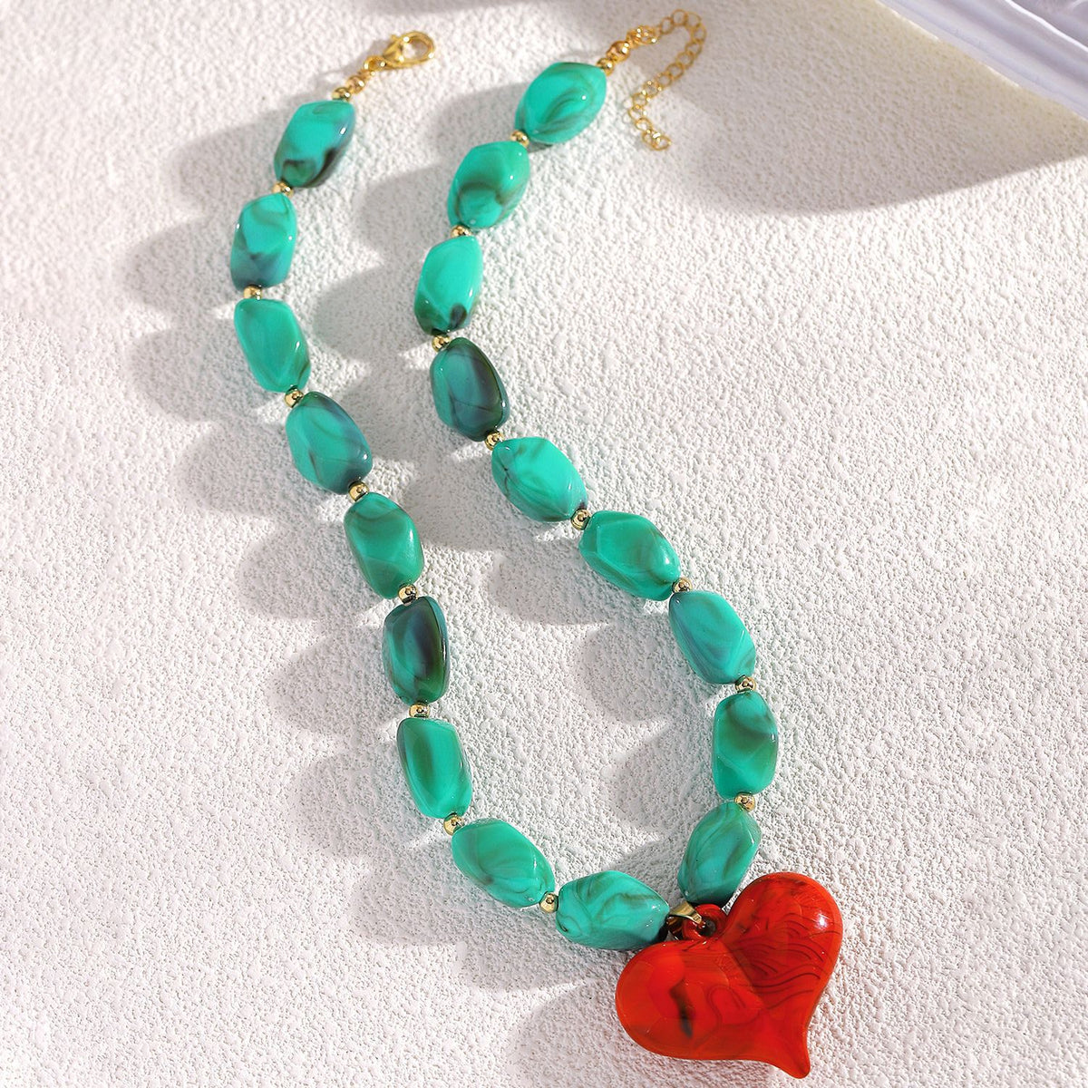 European And American-style Beaded Resin Heart Necklace Vintage