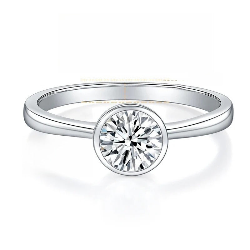 Geometric Round D-Color VVS1 Moissanite Engagement Ring in Sterling Silver – 1 Carat Brilliant Cut
