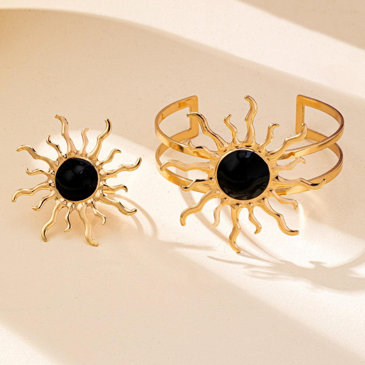 Elegant And Stylish Sunflower Bracelet And Ring Jewelry Set For Women