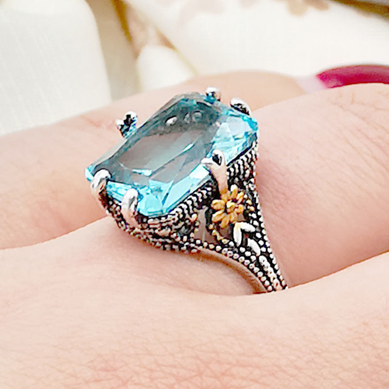 Sapphire-blue Topaz Ring With Gold Plating