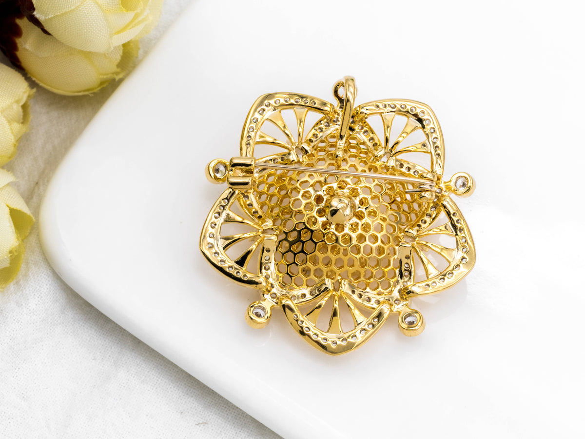 Pave Flower Pin Brooth, P32