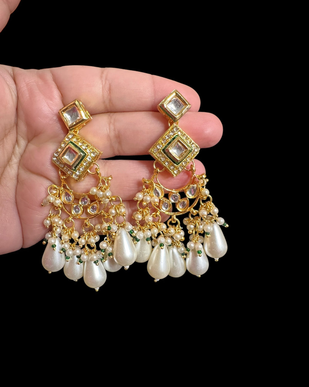 DER751  Kundan dangler earrings with pearls ( READY TO SHIP )