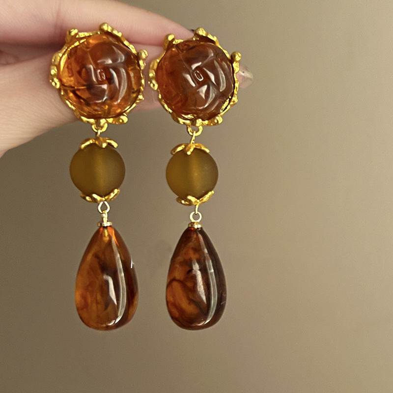Maillard Style Amber Resin Gold Hoop Earrings, C-Shaped Chunky Gold Tone Resin Hoops, Vintage Lightweight Fashion Earrings For Women Daily & Party Wear