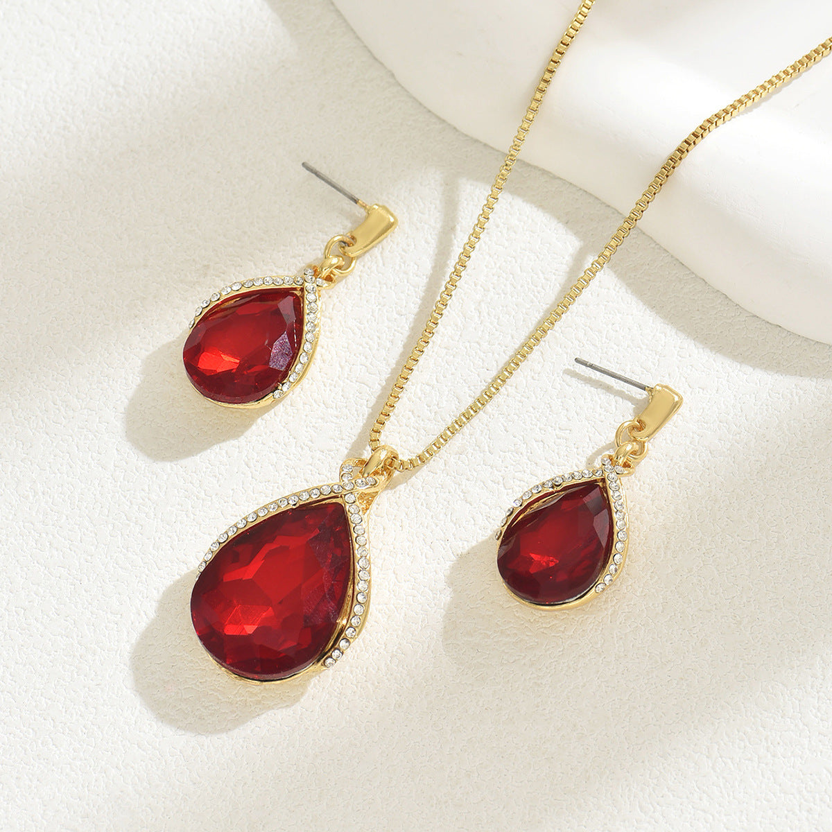 INS Geometric Sweet Japanese-Korean Style Womens Necklace And Earrings Set