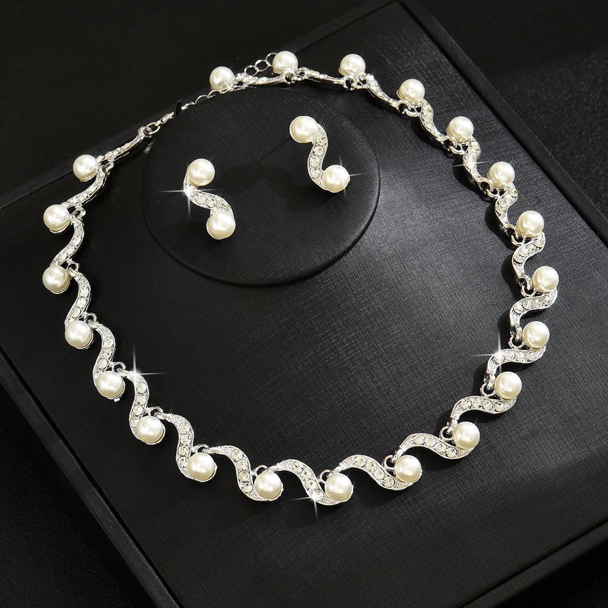 Women 3 Pcs Rhinestone Pearl Jewelry Set,Necklace Earrings Bracelet,Elegant Bridal Costume Accessories For Wedding Banquet Party Occasion