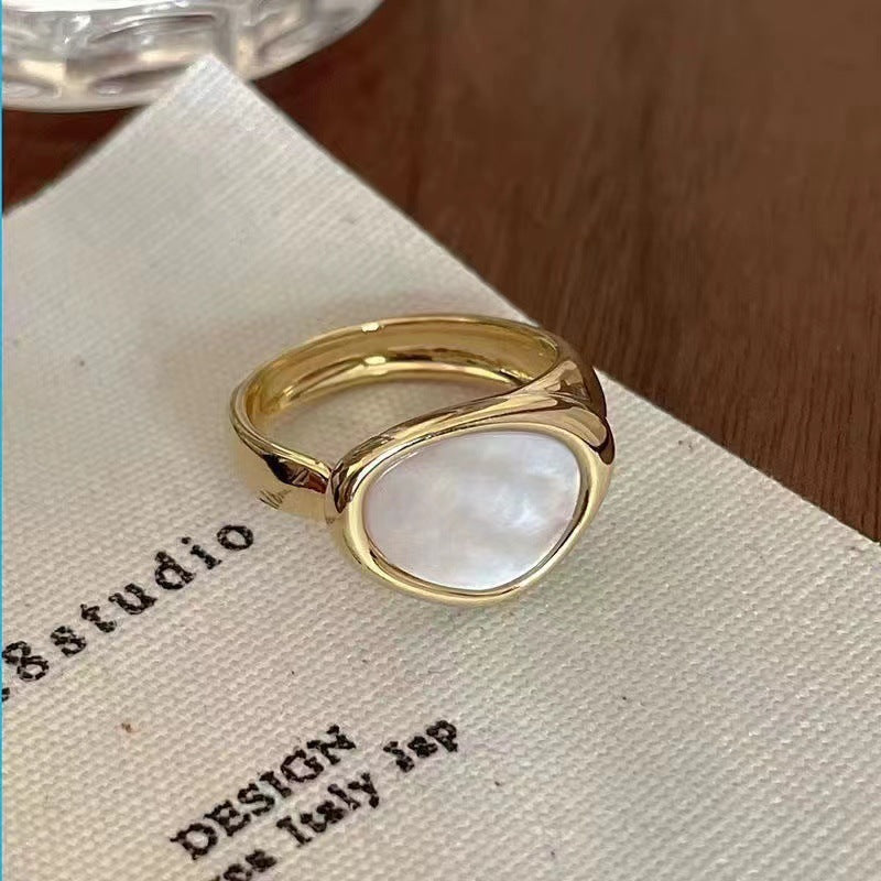 Women's Ring With High-End & Unique Design, Cold Minimalist Style, Japanese Light Luxury, European  American INS Trend, Emerald Ring