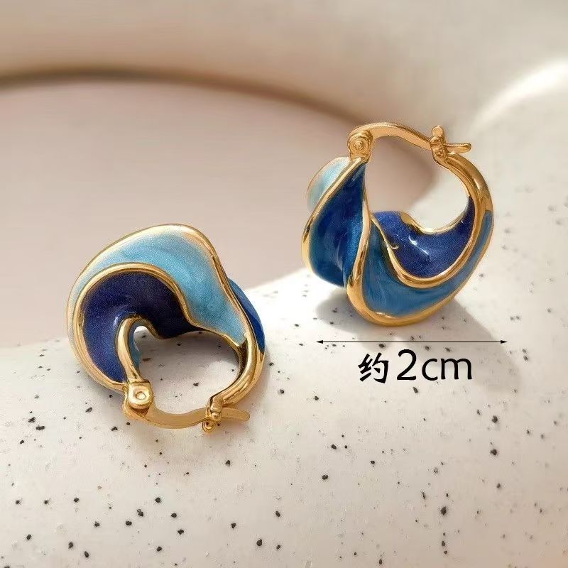 French Vintage Earrings With Spiral Texture. Exquisite Enamel & Oil Drip Craft, High-end Vibe, Niche Style And Versatile For Daily Wear.