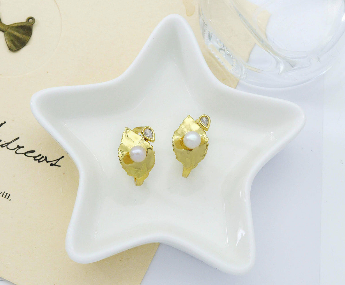 CZ Leaf with Pearl Adjustable Ring, Sku#LD262