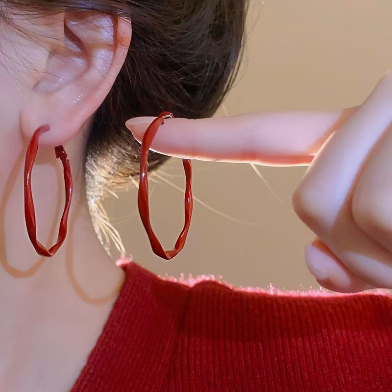Silver Needle Twisted Hollow Hoop Earrings, European American Style, Unique Niche High-end Ear Jewelry For Women