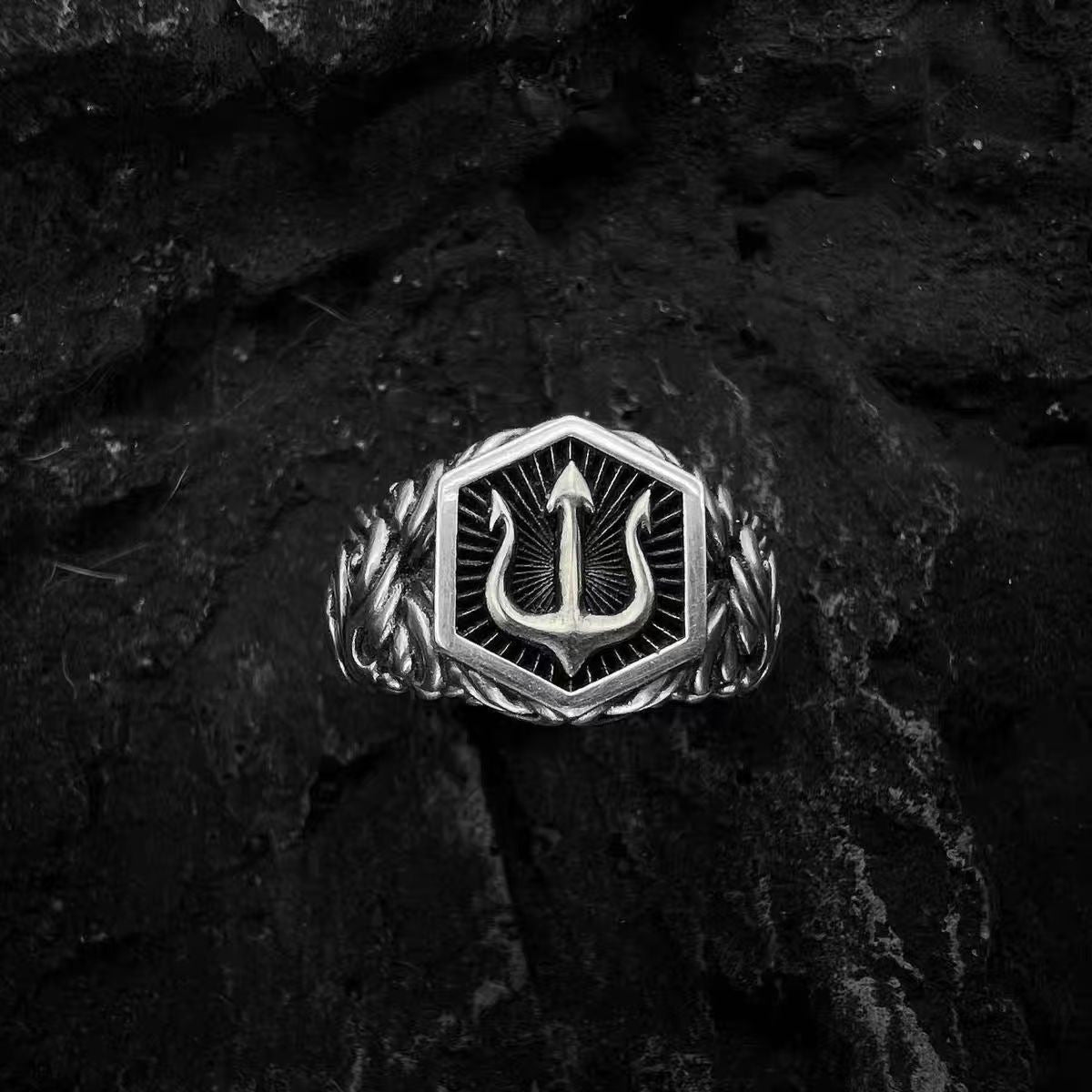 Gothic Heart Cross Open Ring, Vintage Punk Statement Band, Dark Romantic Adjustable Ring For Women