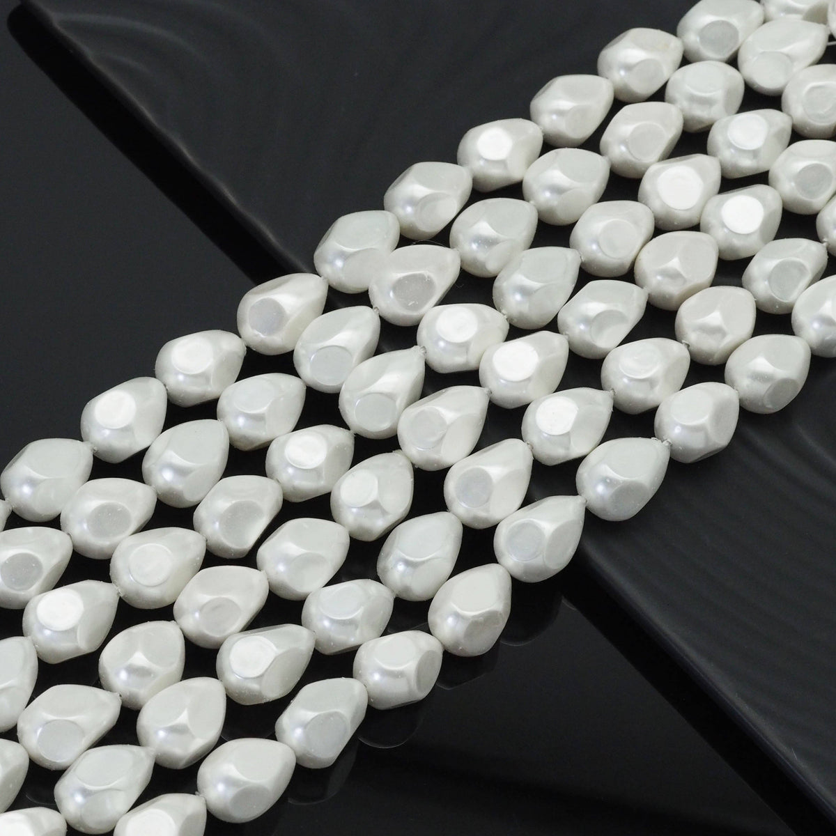 White MOP Pear Shape Beads, 13x17mm, Sku#T161