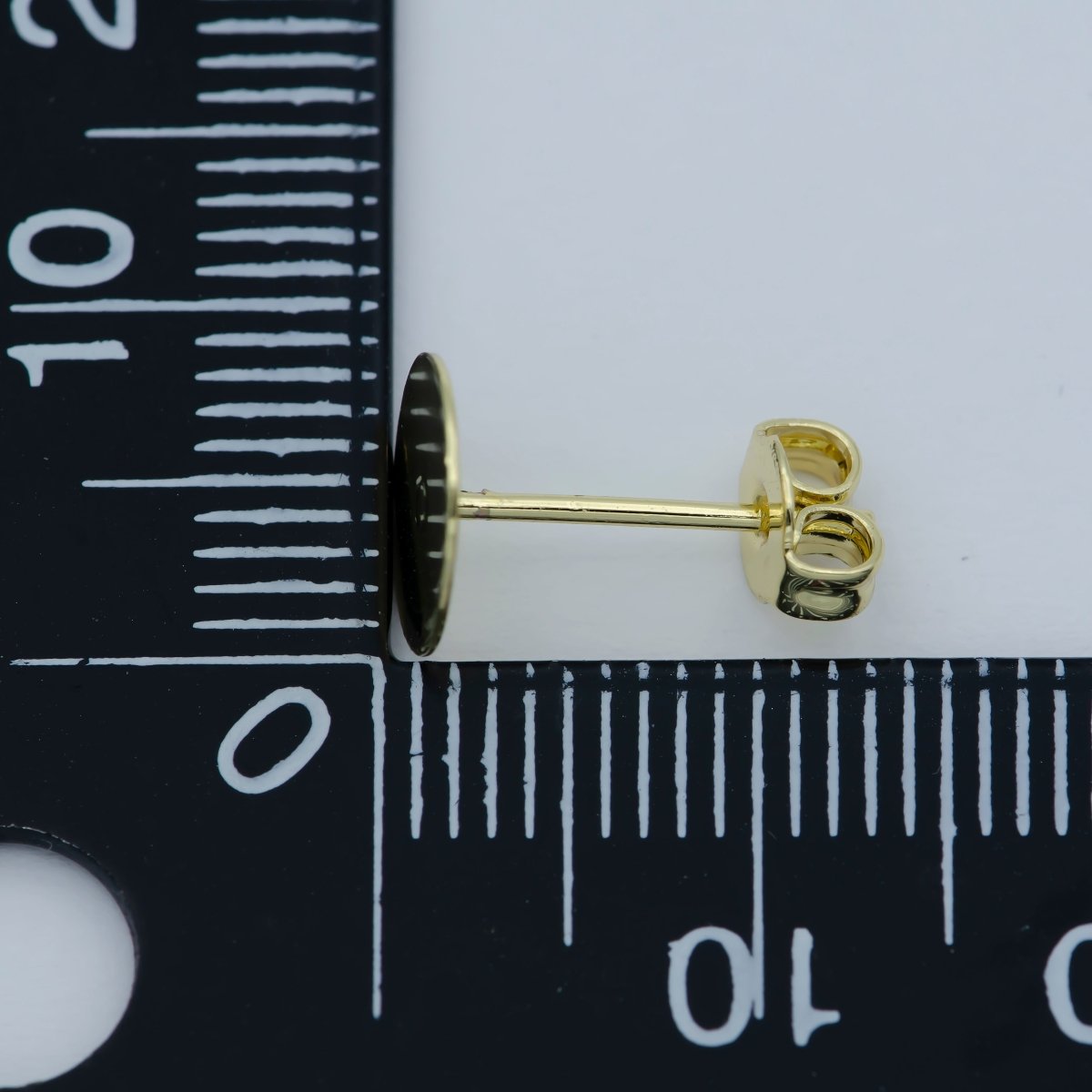 6mm, 8mm, 10mm Round Gold Earrings • Gold Stud Earrings • Circle Stud Round Tack Disc • 14k Gold Filled Geometric Round Earrings Post Stud L-391 L-392 L-393