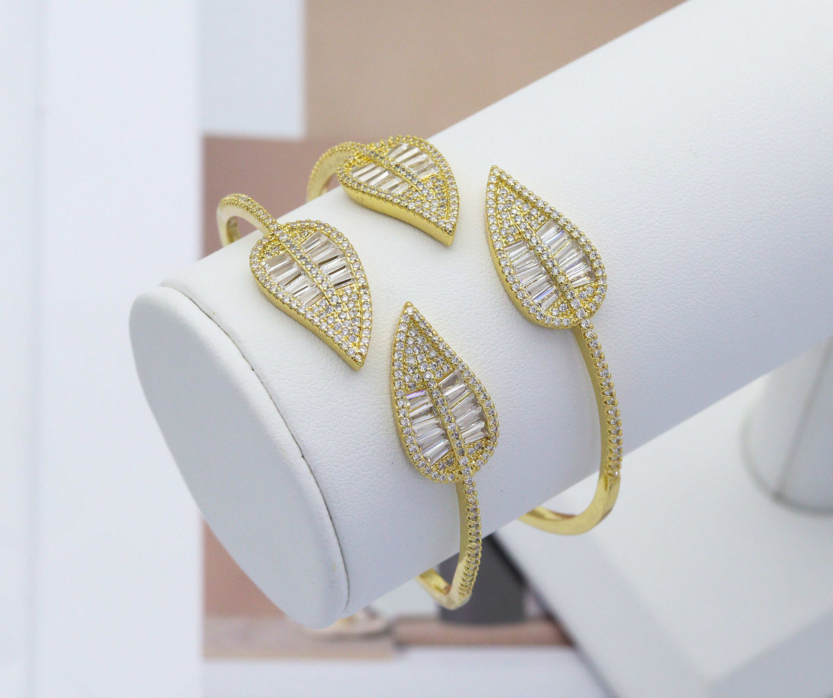 CZ Leaf Bangle Bracelet, Sku#LD279