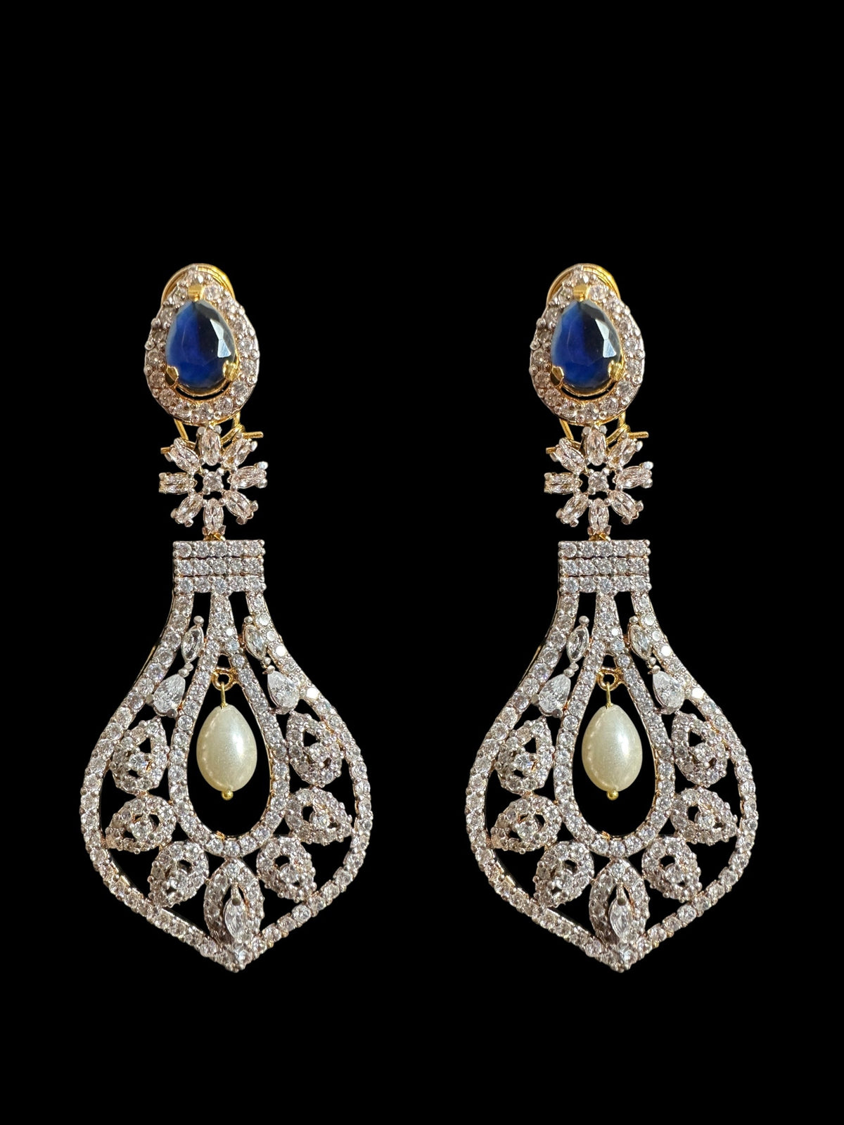 DNS157 Cz necklace with earrings in zirconia, gold plated ( READY TO SHIP )
