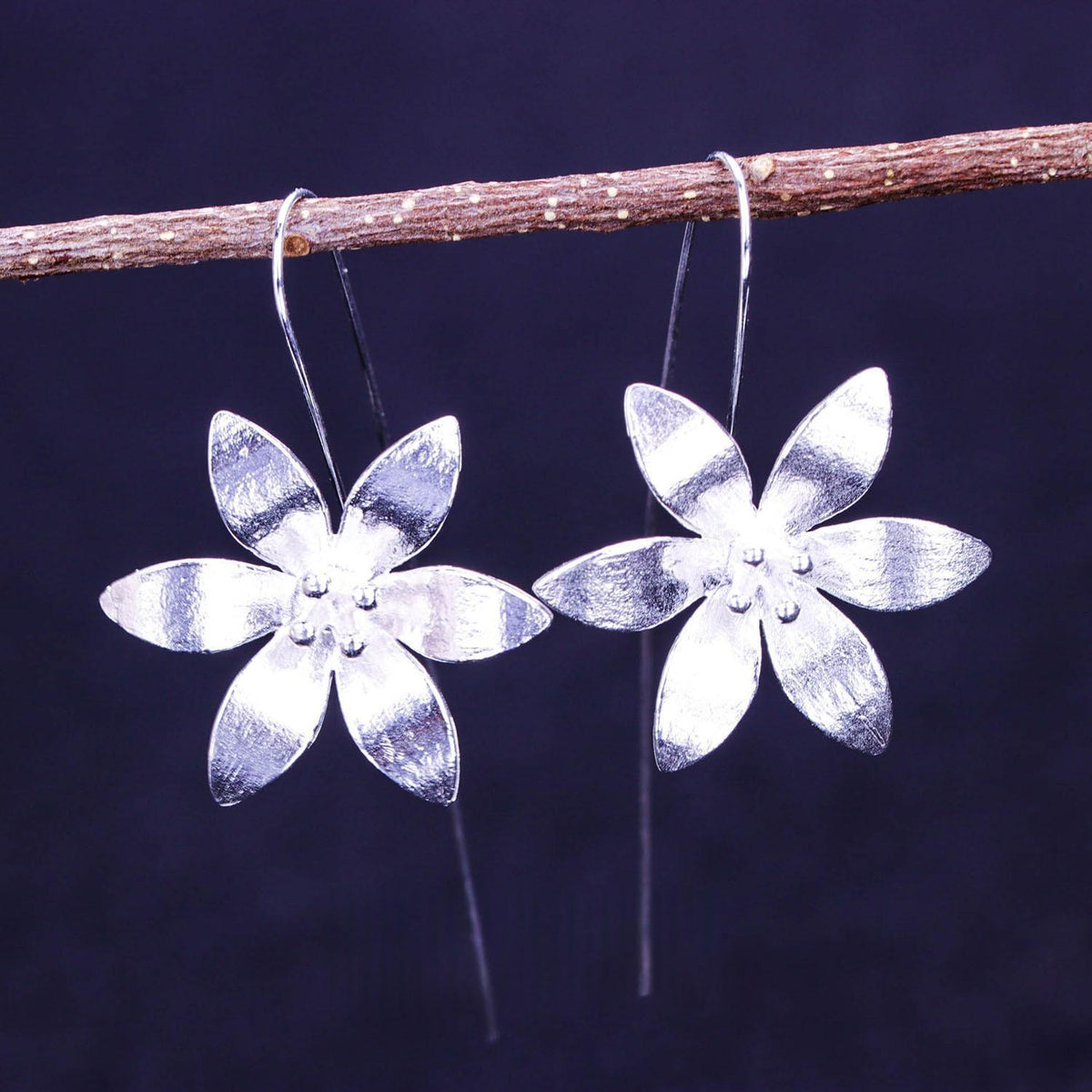 Fashion Vintage Flower Earrings For Women